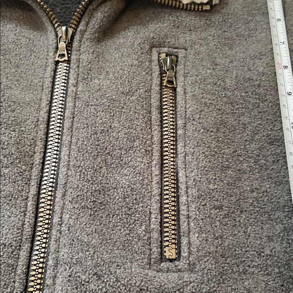 Orvis Gray and Brown Fleece Vest - Picture 5 of 9